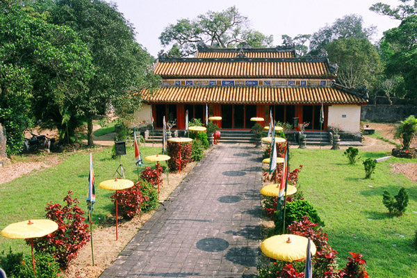 Lăng Gia Long